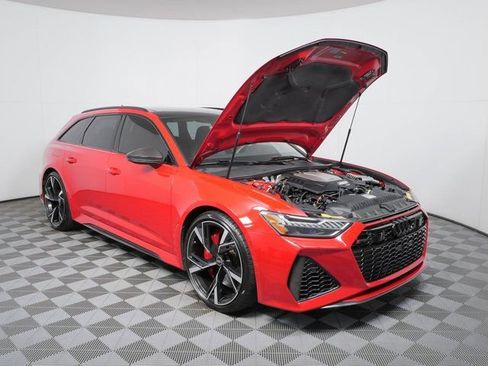 Used 2021 Audi RS 6 w/ Carbon Optic Package AWD/4WD image 30