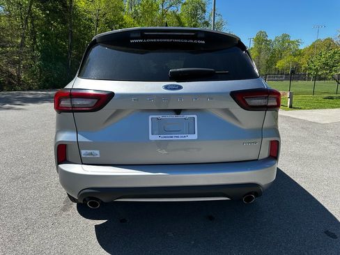 Used 2024 Ford Escape ST-Line AWD/4WD image 5