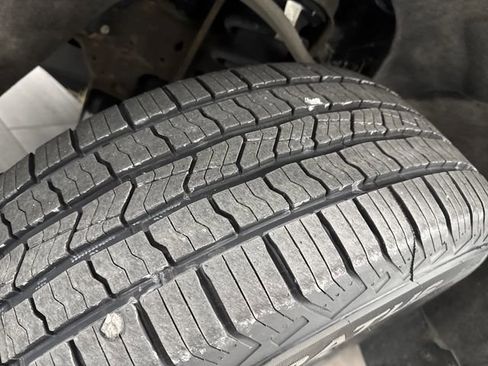 Certified 2023 GMC Sierra 1500 AT4 w/ AT4 Premium Package image 46