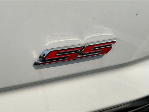 Used 2021 Chevrolet Camaro SS RWD image 20