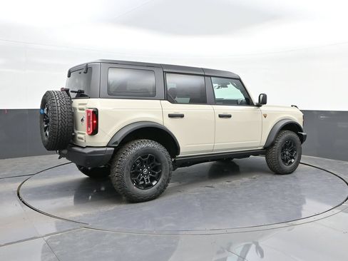New 2026 Ford Bronco Badlands AWD/4WD image 15