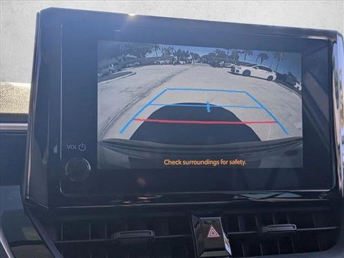 Used 2023 Toyota Corolla LE image 12