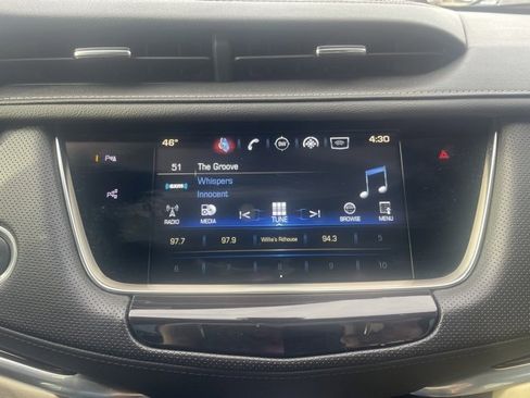 Used 2017 Cadillac XT5 Premium Luxury w/ Driver Assist Package image 26