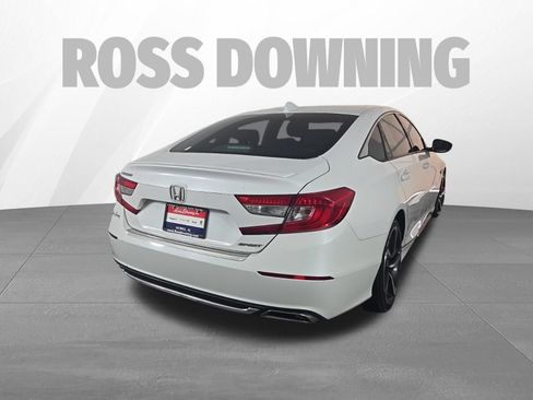 Used 2018 Honda Accord Sport image 4