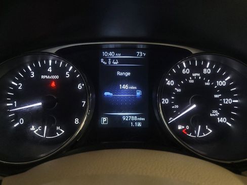 Used 2015 Nissan Rogue SL w/ SL Premium Package AWD/4WD image 23