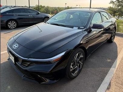 Certified 2025 Hyundai Elantra Limited