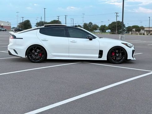 Used 2019 Kia Stinger GT2 RWD image 8