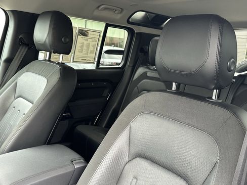 Used 2020 Land Rover Defender 110 S image 14