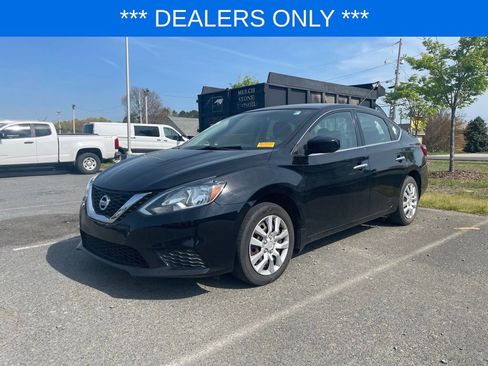 Used 2017 Nissan Sentra SV FWD image 1
