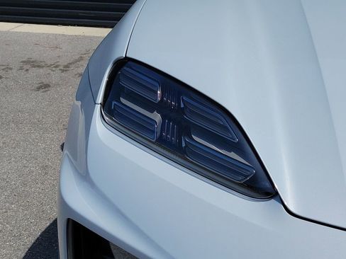 New 2026 Porsche Macan Turbo Electric AWD/4WD image 15