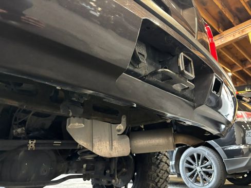 Used 2018 Chevrolet Tahoe LT image 30