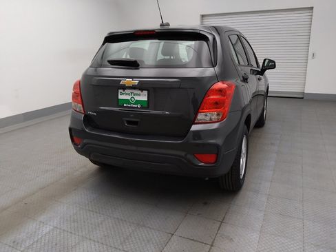 Used 2020 Chevrolet Trax LS FWD image 9