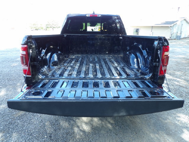 Used 2022 RAM 1500 Laramie AWD/4WD image 10