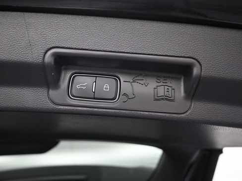 Used 2022 Ford Explorer ST w/ Equipment Group 401A AWD/4WD image 34