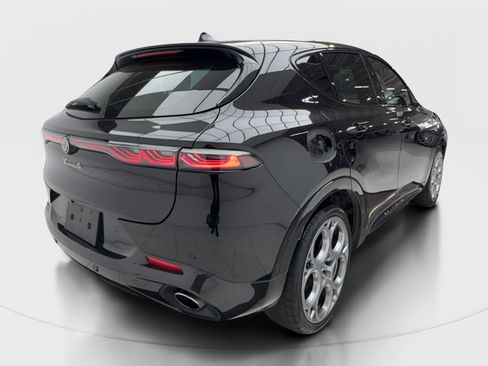 Used 2024 Alfa Romeo Tonale Veloce AWD/4WD image 9