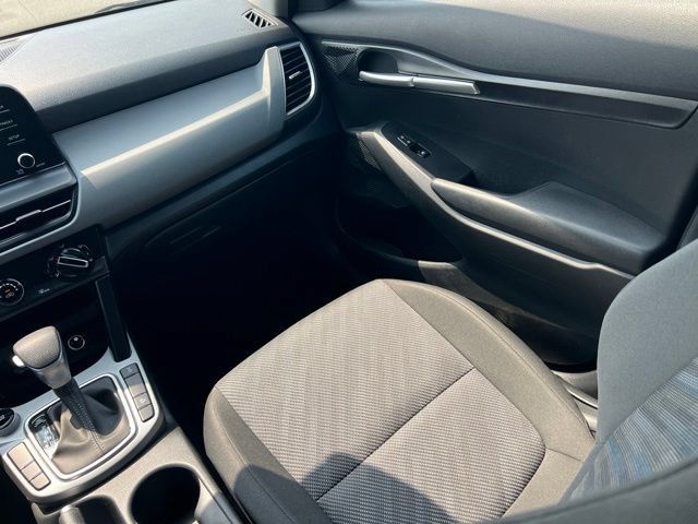 Used 2026 Kia Seltos LX AWD/4WD image 13