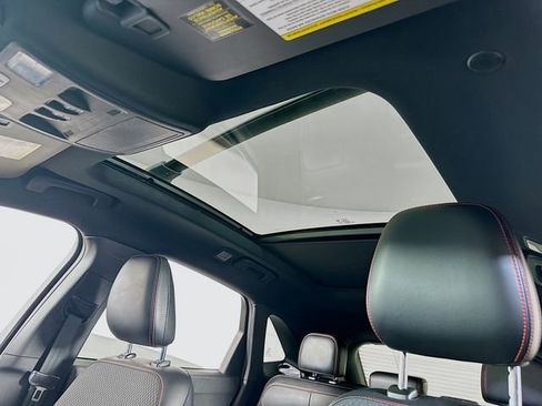 Used 2023 Ford Escape ST-Line Select w/ Tech Pack #2 image 4