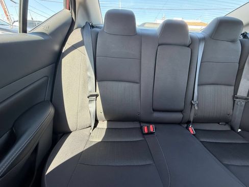 Used 2025 Nissan Altima 2.5 SV FWD image 39
