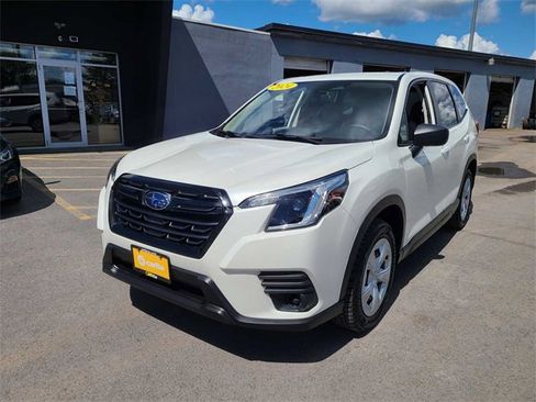 Used 2022 Subaru Forester image 1