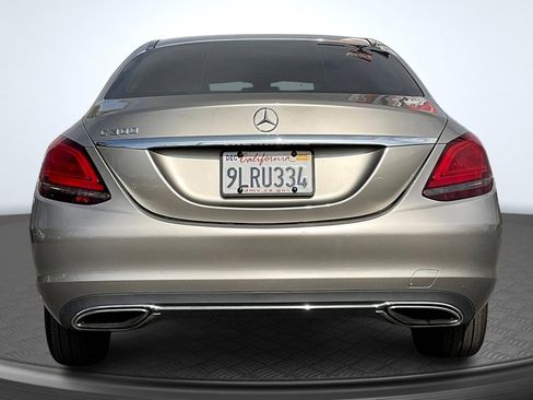 Used 2019 Mercedes-Benz C 300 Sedan image 4