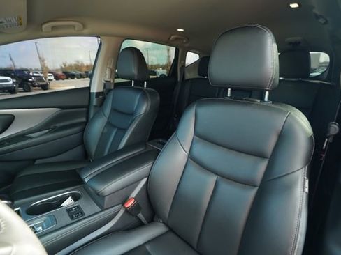 Used 2024 Nissan Murano SV w/ SV Midnight Edition Package image 34