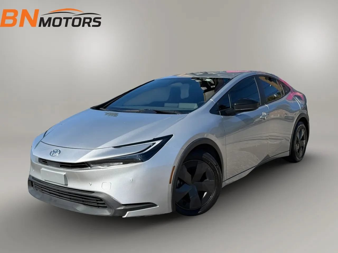 Used 2023 Toyota Prius LE FWD image 1