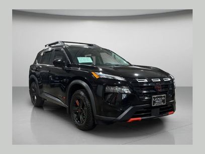 Used 2025 Nissan Rogue SV