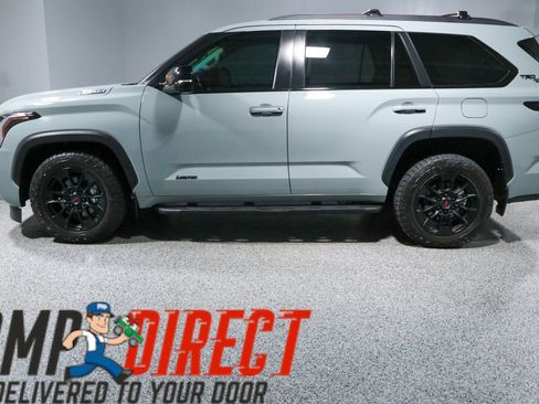 Used 2024 Toyota Sequoia Limited w/ TRD Off-Road Package AWD/4WD image 10