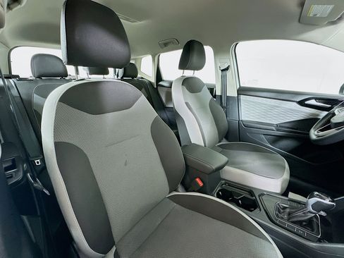 Used 2024 Volkswagen Taos S image 25