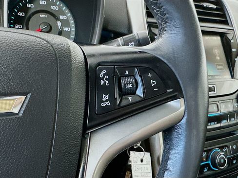 Used 2015 Chevrolet Malibu LT w/ Leather Package FWD image 26