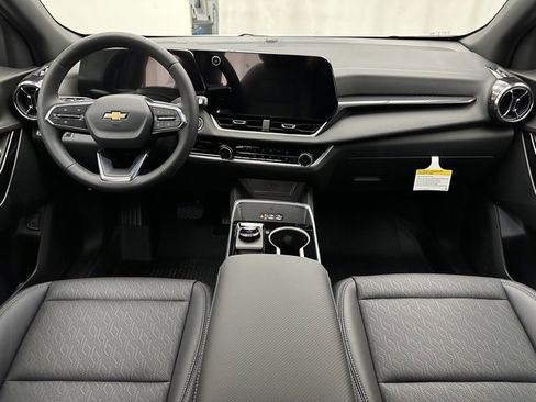 New 2026 Chevrolet Equinox LT w/ Convenience Package II image 7