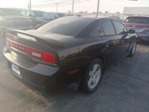 Used 2012 Dodge Charger SE w/ Sport Appearance Group RWD image 5