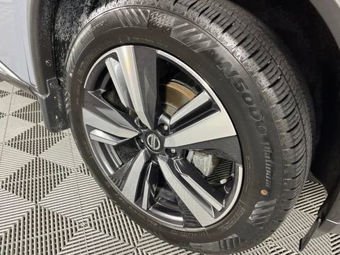 Used 2021 Nissan Rogue SL w/ Premium Package FWD image 15