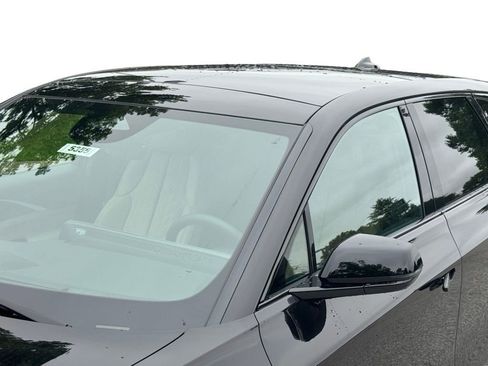 New 2025 Cadillac Lyriq Sport image 11