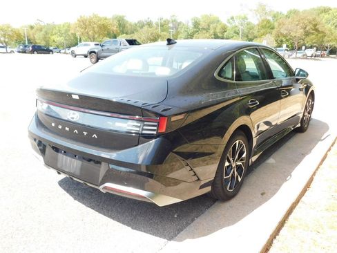 Used 2025 Hyundai Sonata SEL FWD image 10