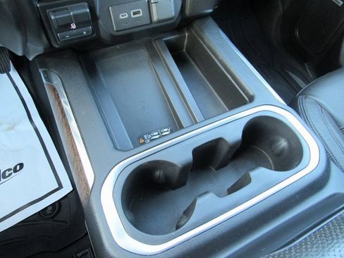 Used 2021 GMC Sierra 3500 Denali w/ Denali Ultimate Package image 25