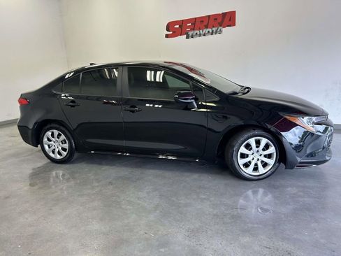 Certified 2025 Toyota Corolla LE w/ Convenience Package FWD image 2