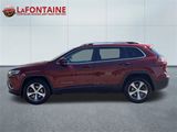 Used 2019 Jeep Cherokee Limited image 2