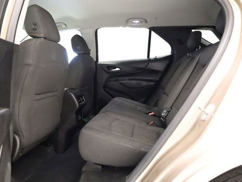Used 2019 Chevrolet Equinox LT FWD image 28