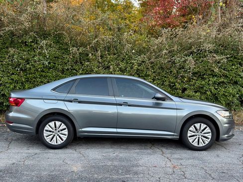 Used 2019 Volkswagen Jetta S w/ Driver Assistance Package image 4