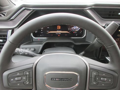 New 2026 GMC Sierra 2500 Denali Ultimate w/ Max Trailering Package AWD/4WD image 18
