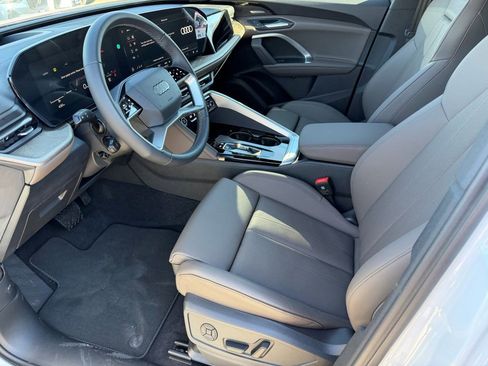 New 2025 Audi Q5 Premium Plus image 18