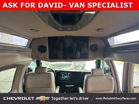 Used 2018 Chevrolet Express 2500 Work Van w/ Enhanced Convenience Package image 15