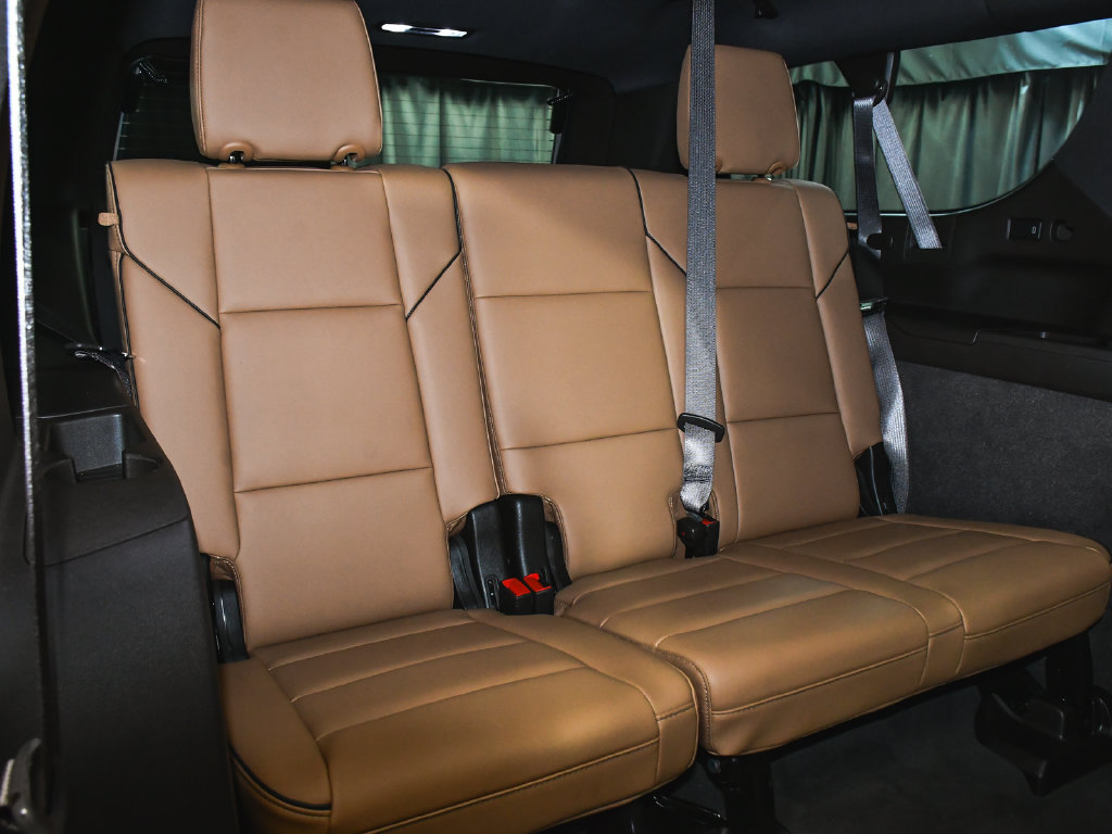 Used 2026 Cadillac Escalade ESV Luxury w/ LPO, Radiant Package AWD/4WD image 57