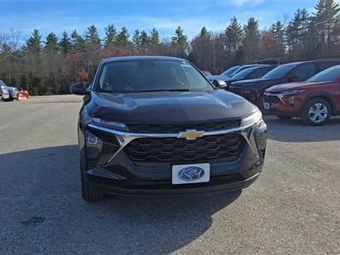New 2026 Chevrolet Trax LS image 3