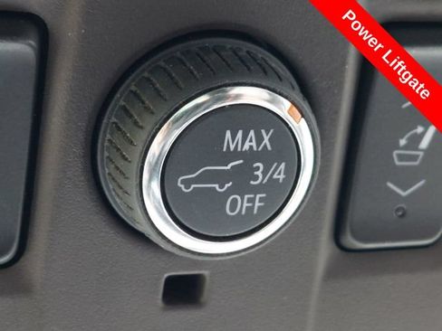 Used 2021 Chevrolet Tahoe Z71 w/ Z71 Signature Package AWD/4WD image 20
