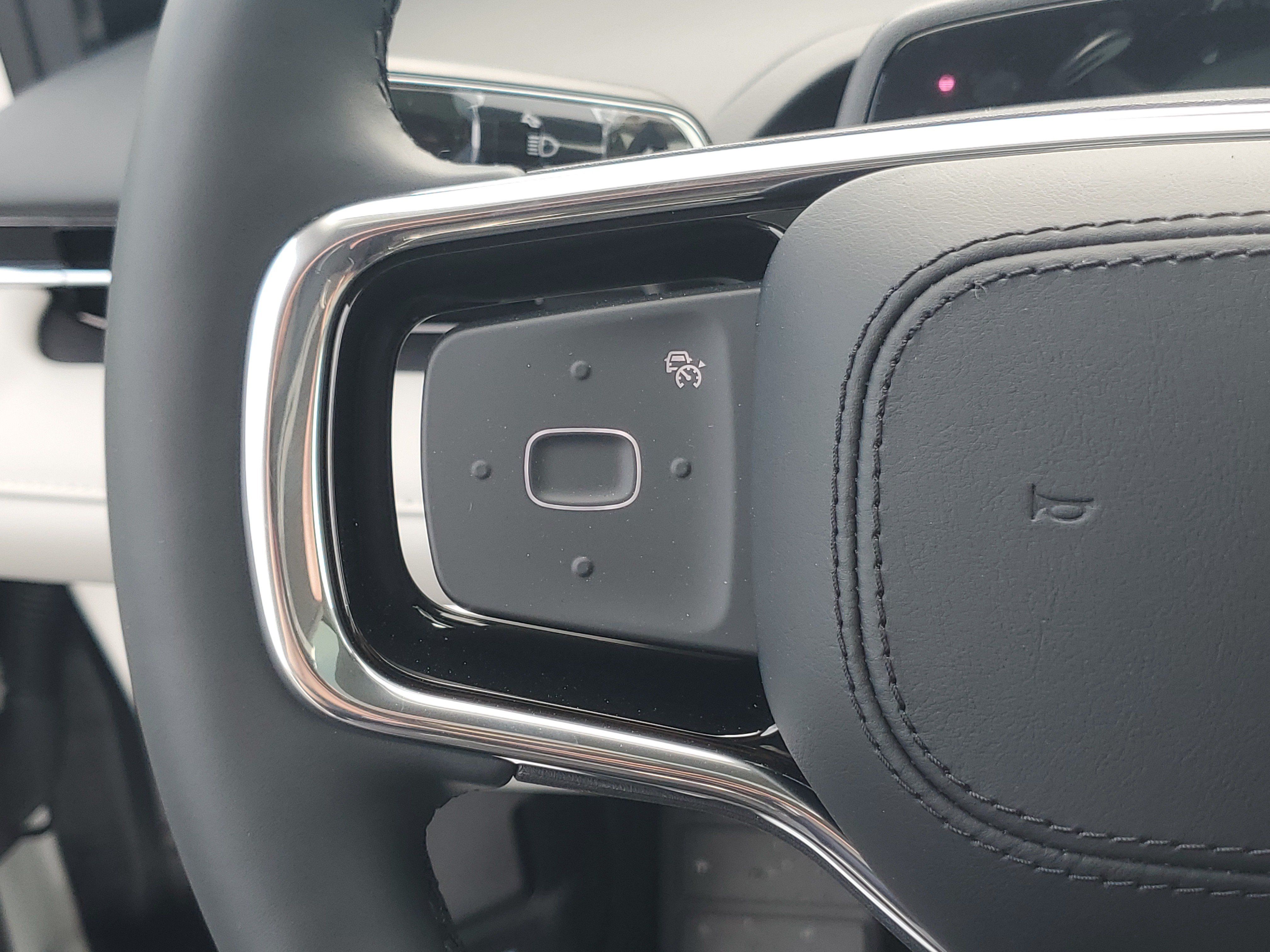New 2026 Lincoln Nautilus Reserve AWD/4WD image 17