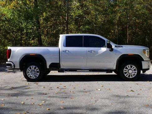 Used 2022 GMC Sierra 2500 Denali image 38