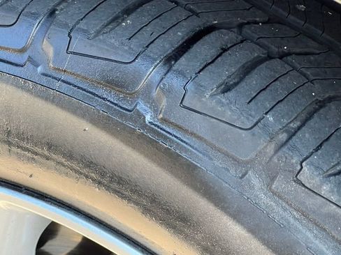 Used 2024 Chevrolet Trax LS w/ LS Convenience Package image 7