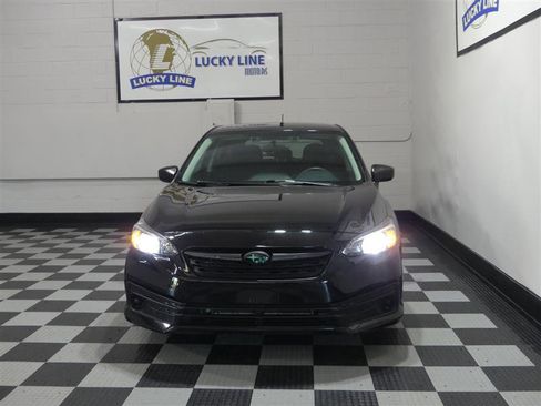 Used 2020 Subaru Impreza 2.0i image 2